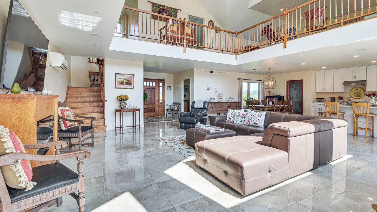Photo of Livingroom in Chazy