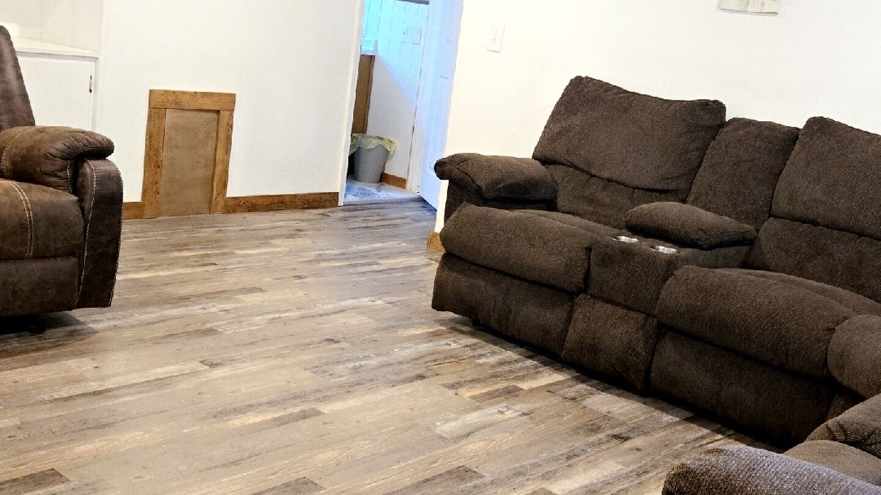 Photo of Livingroom in Grove City