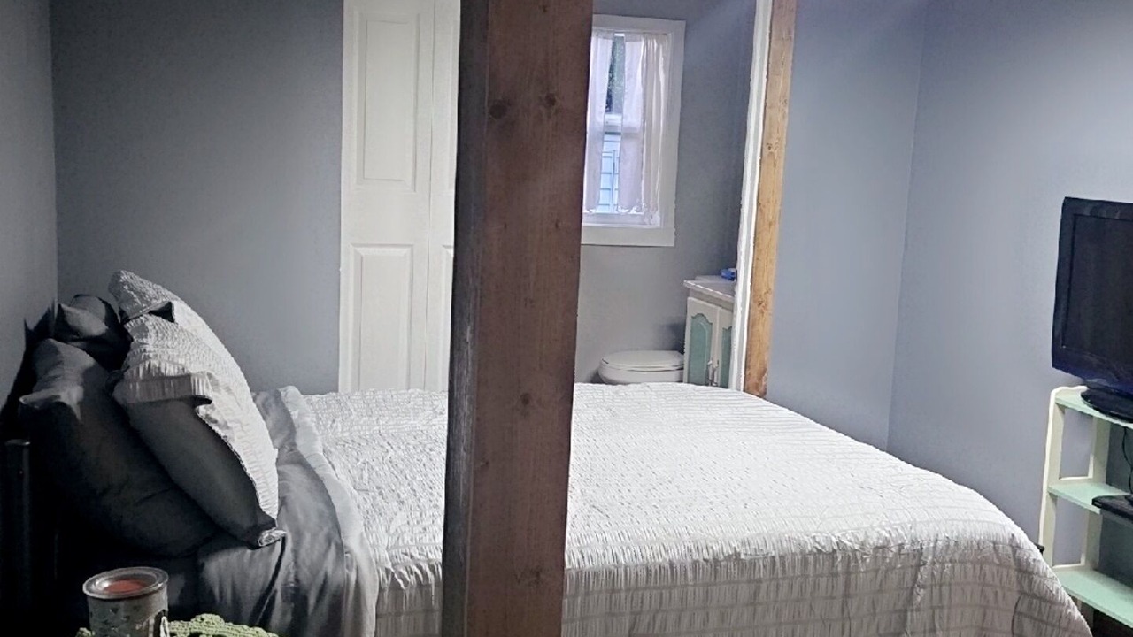 Photo of Bedroom in Grove City