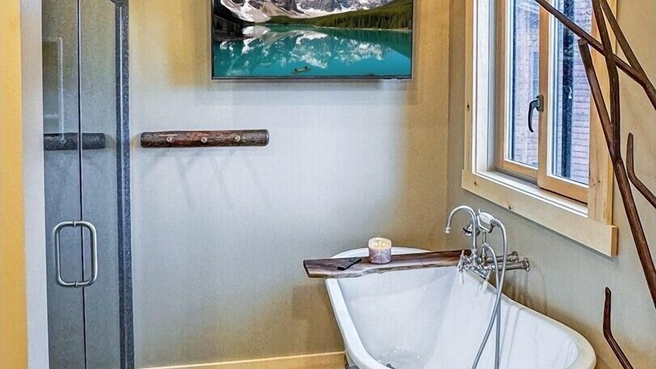 Photo of Bathroom in Inlet