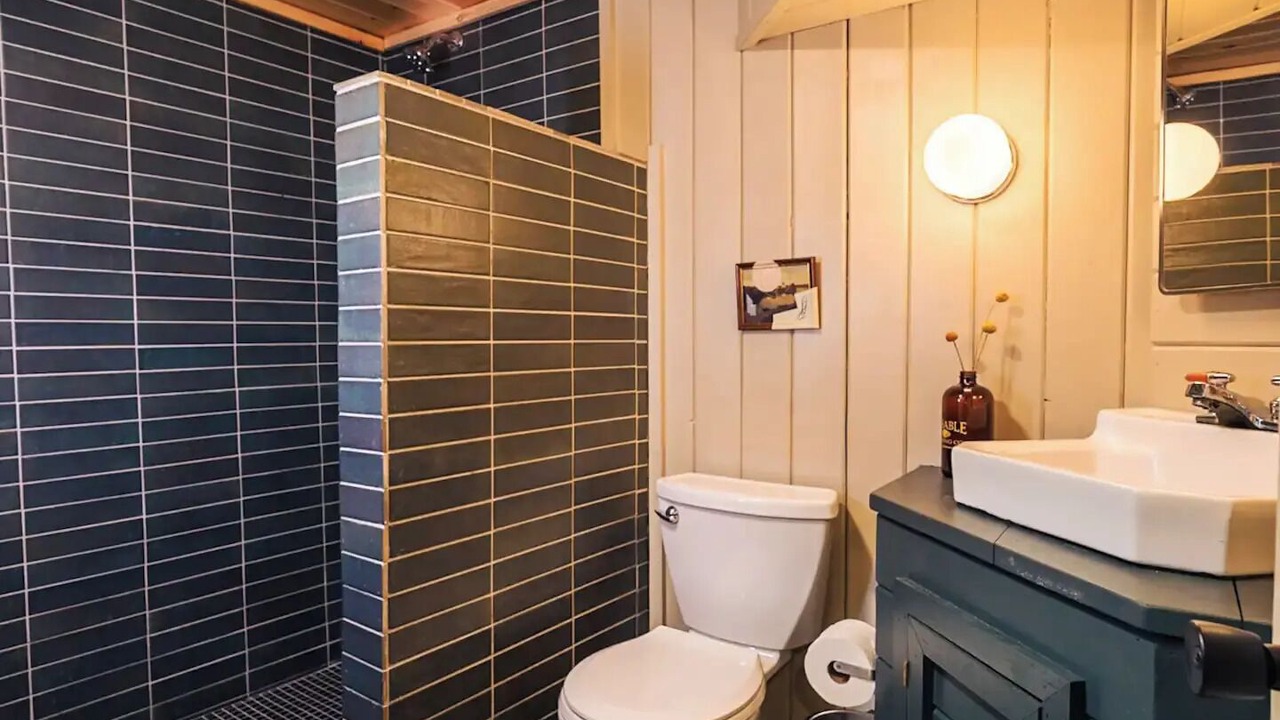 Photo of Bathroom in Jay