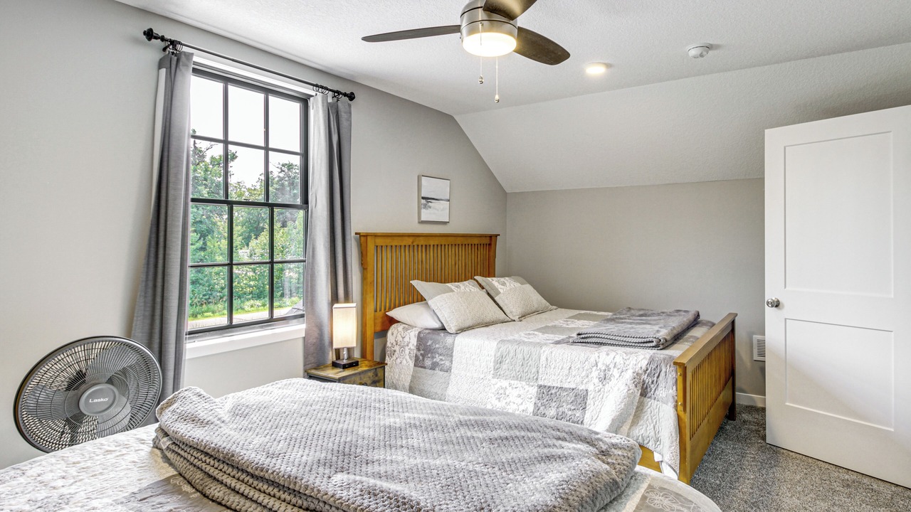 Photo of Bedroom in Onamia