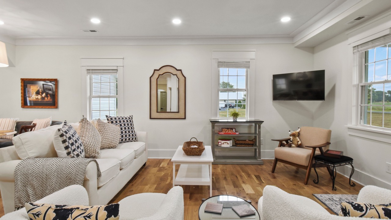Photo of Livingroom in Berryville