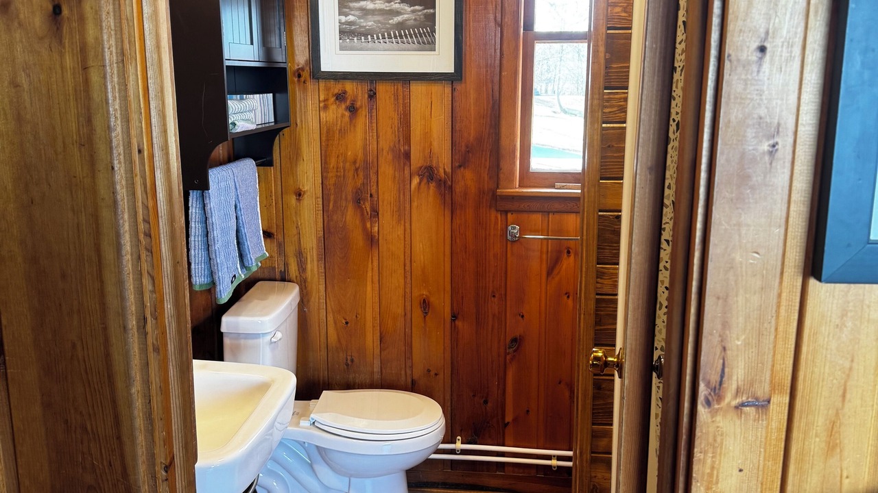 Photo of Bathroom in Shell Lake