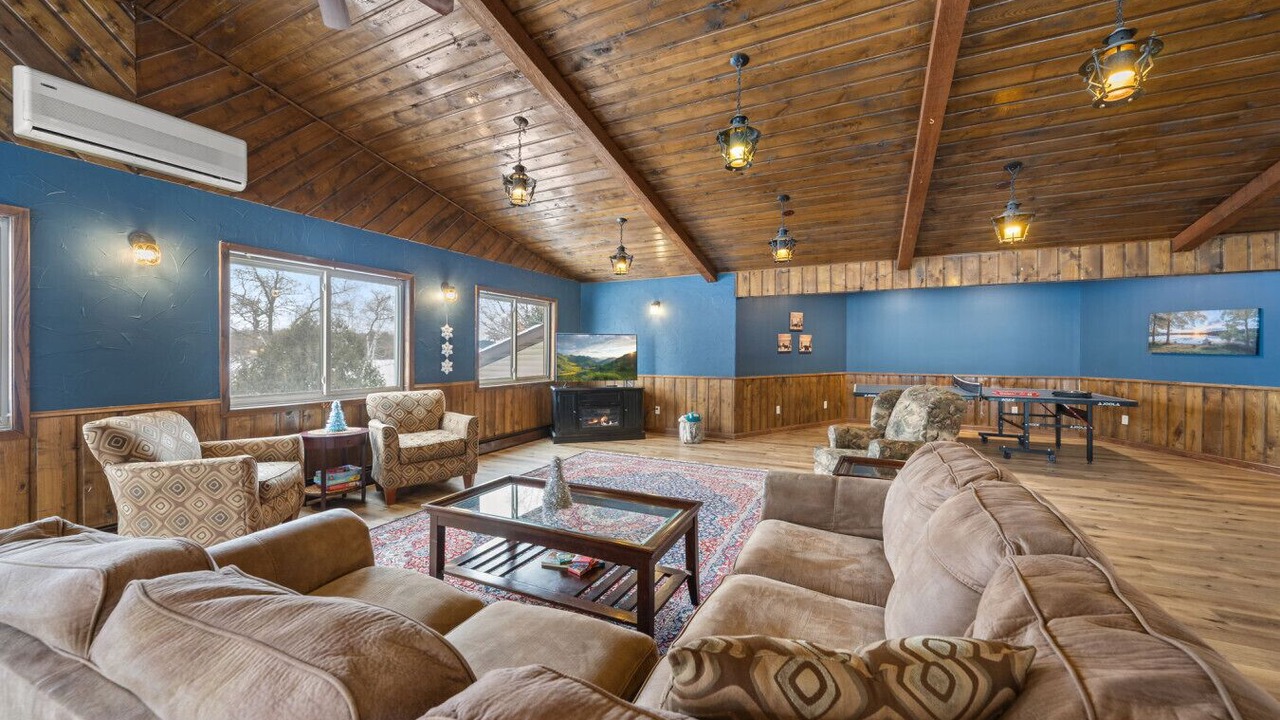 Photo of Livingroom in Siren