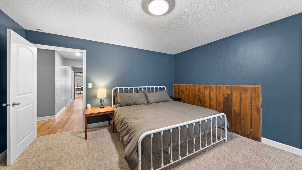 Photo of Bedroom in Siren