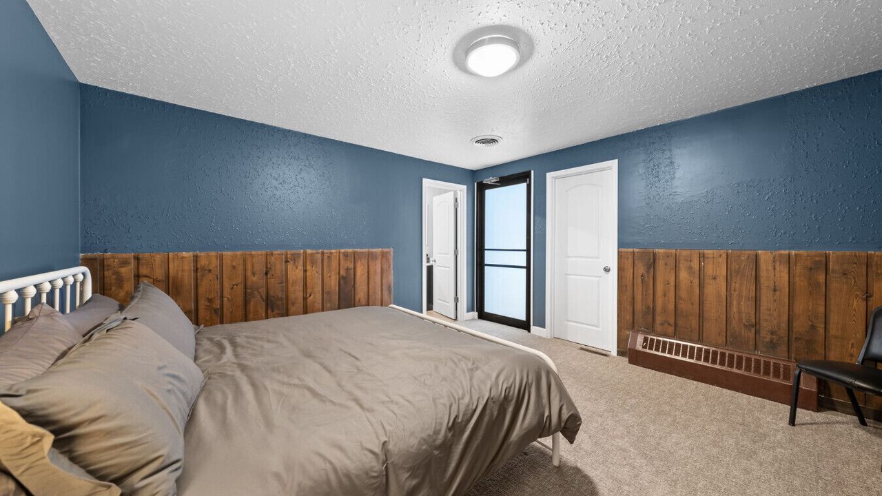 Photo of Bedroom in Siren