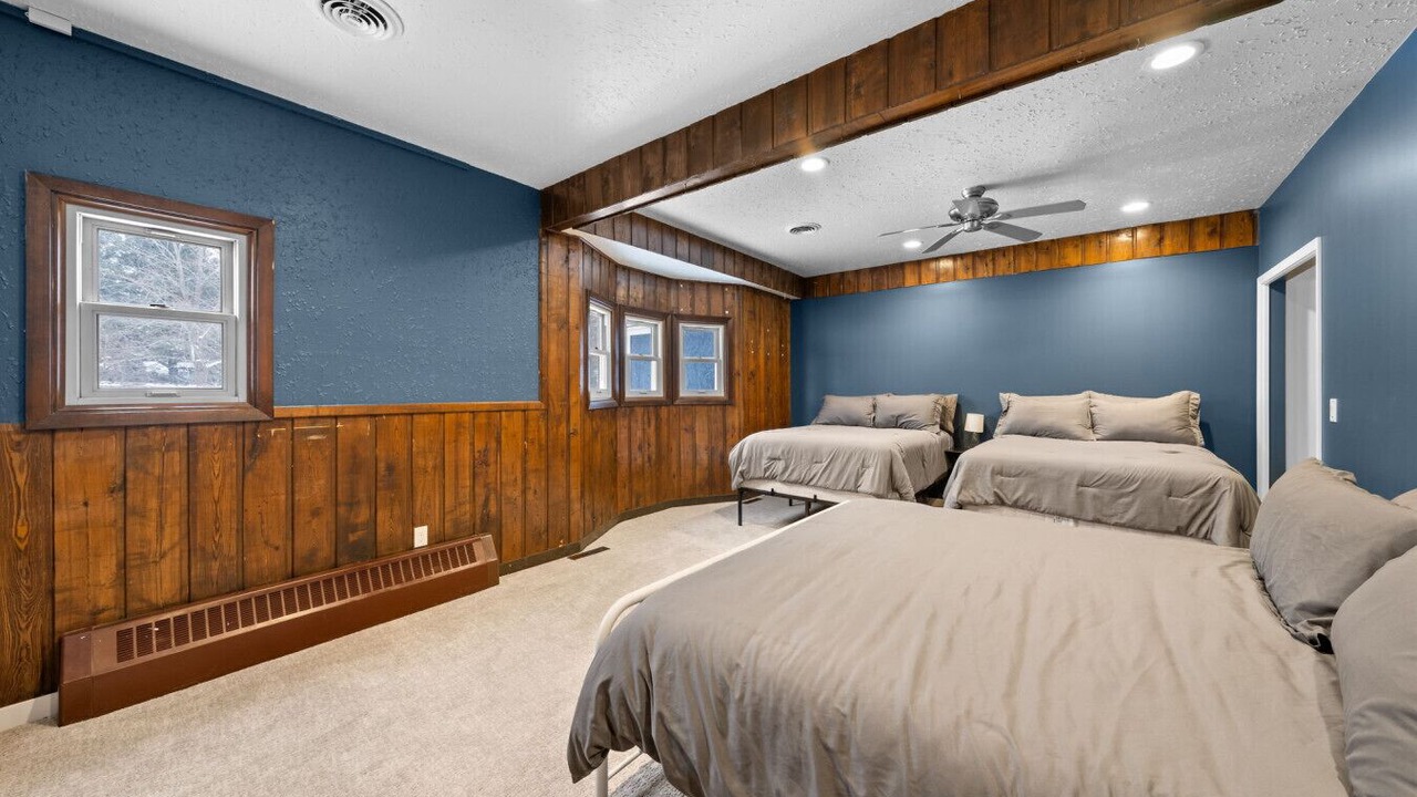 Photo of Bedroom in Siren