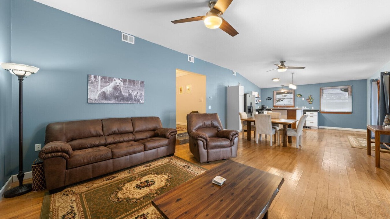 Photo of Livingroom in Siren