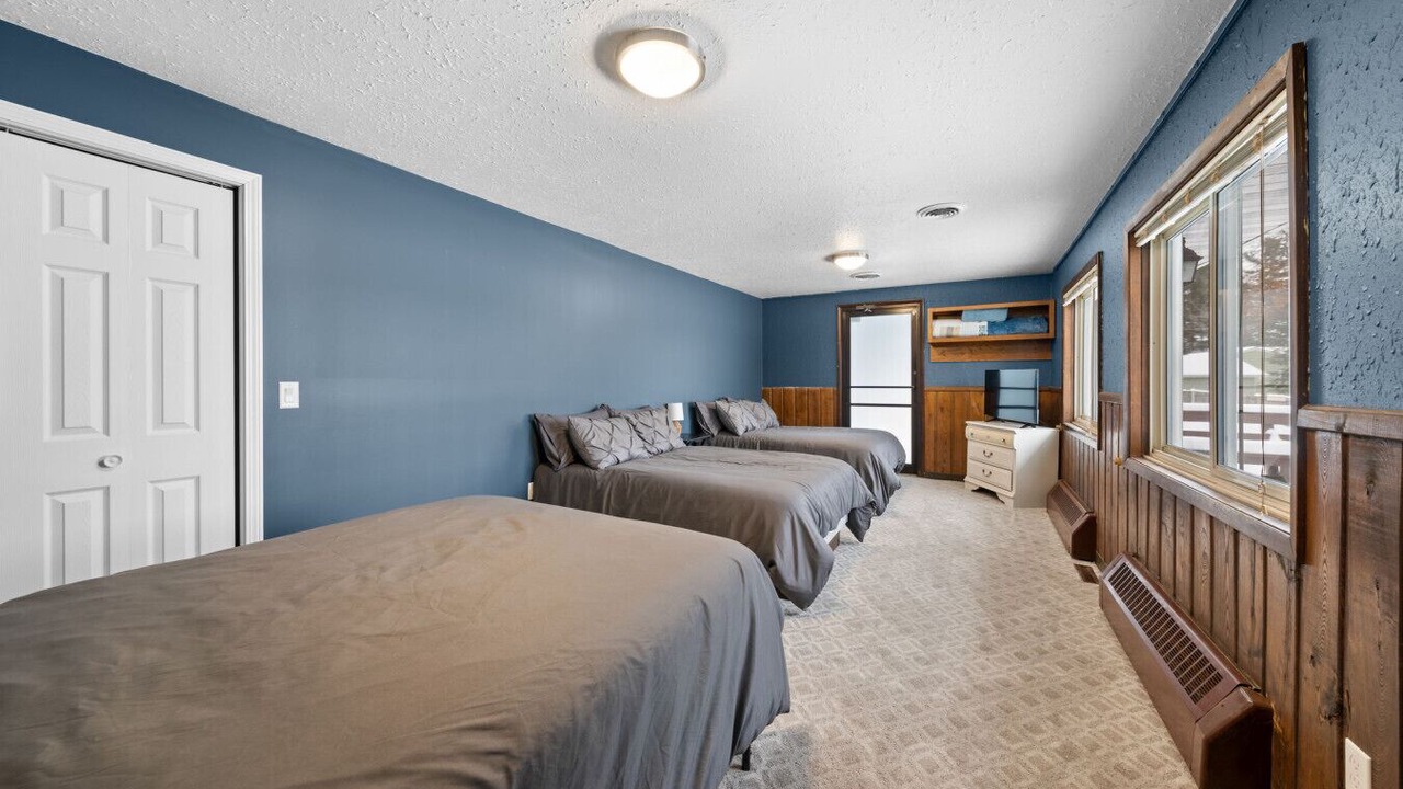 Photo of Bedroom in Siren
