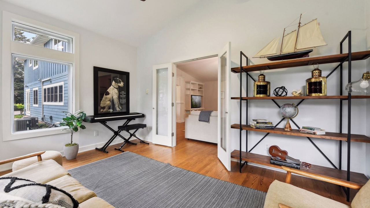 Photo of Bedroom in Minnetonka Beach