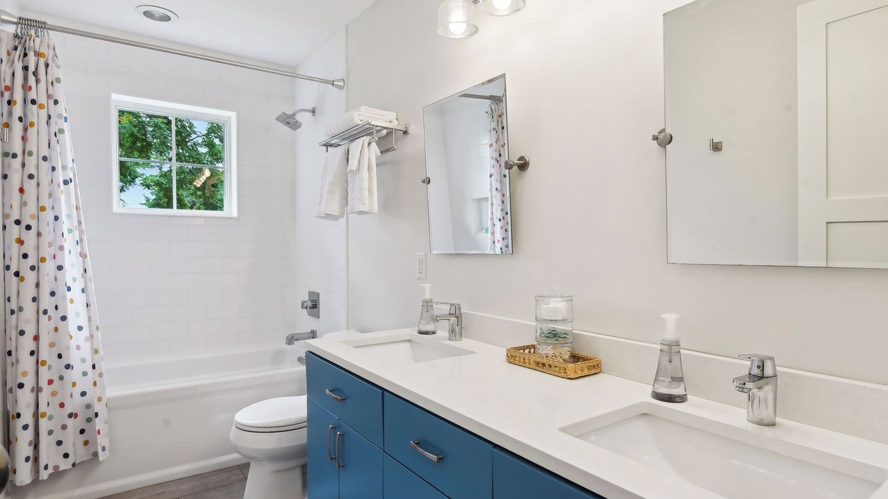 Photo of Bathroom in Minnetonka Beach