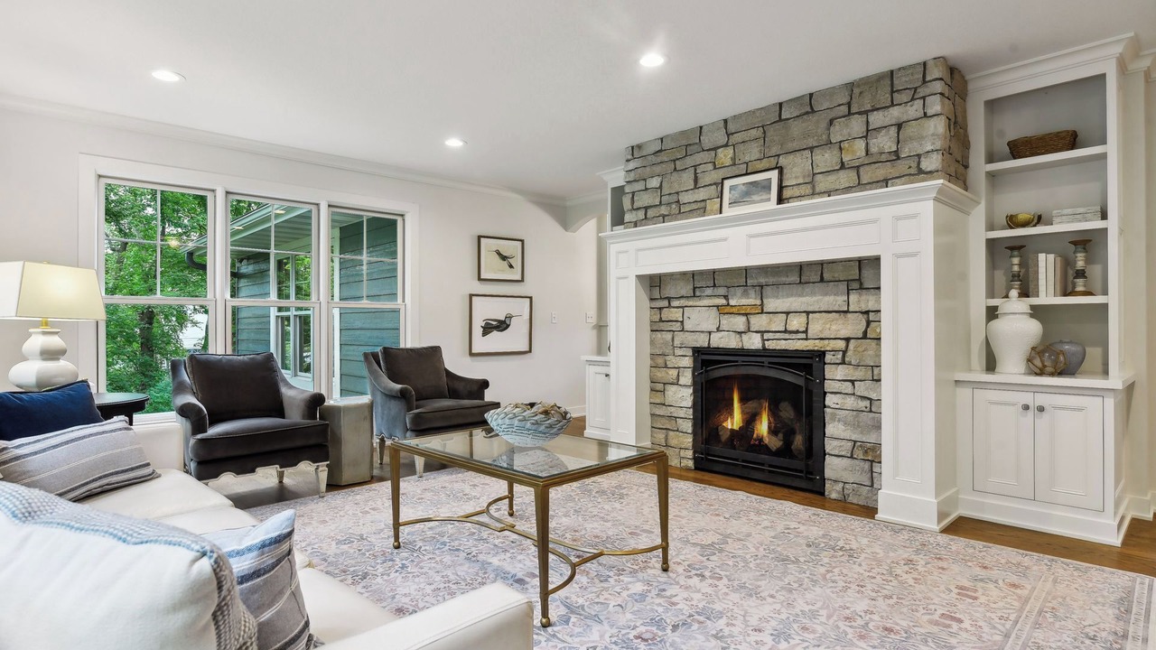 Photo of Livingroom in Minnetonka Beach