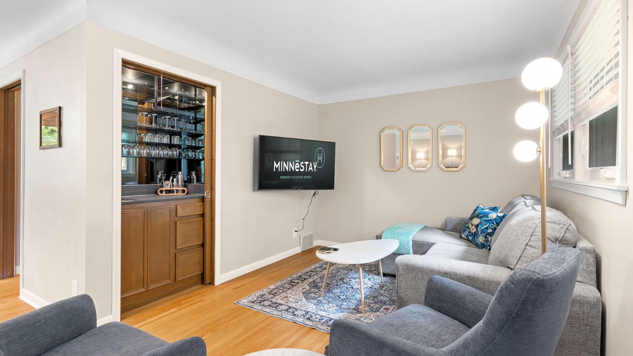 Photo of Bedroom in Linden Hills