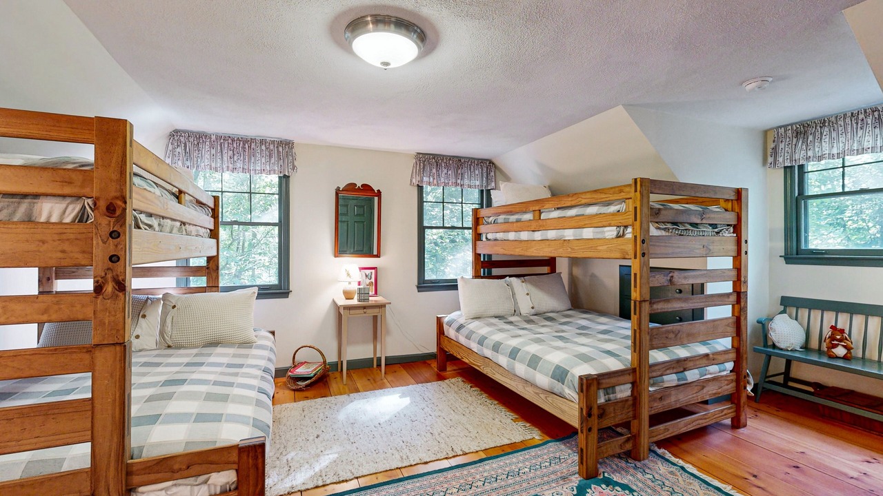 Photo of Bedroom in Center Harbor