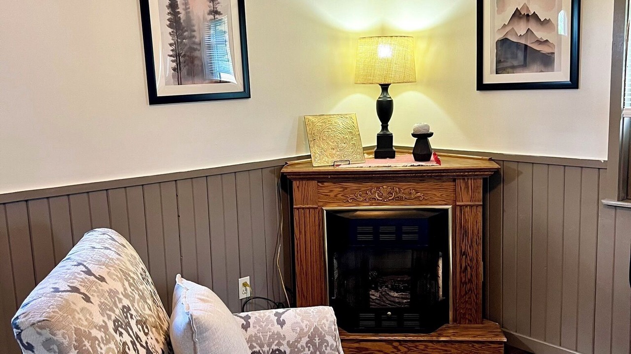 Photo of Livingroom in Town of Scriba