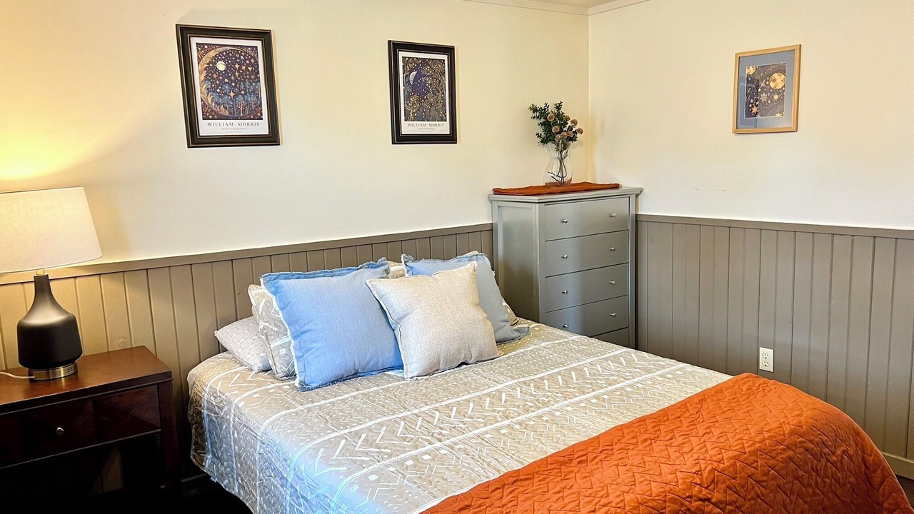 Photo of Bedroom in Town of Scriba
