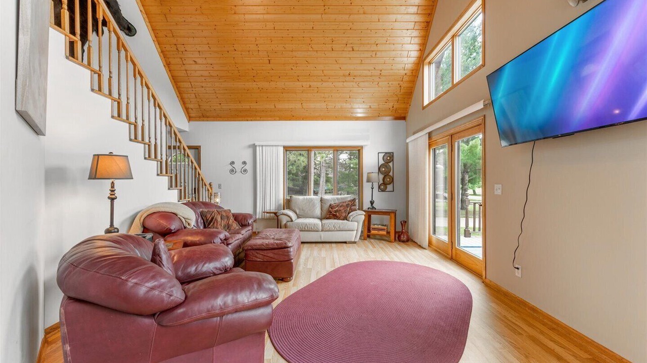 Photo of Livingroom in Danbury