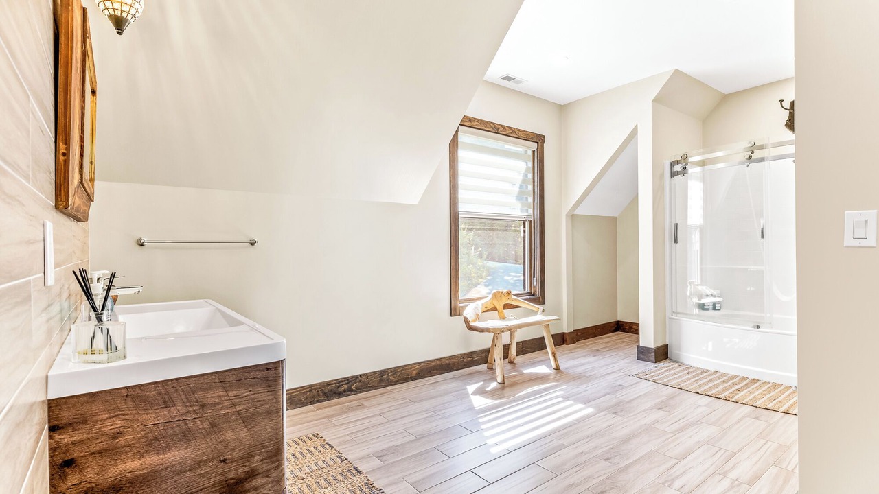 Photo of Bathroom in Campton