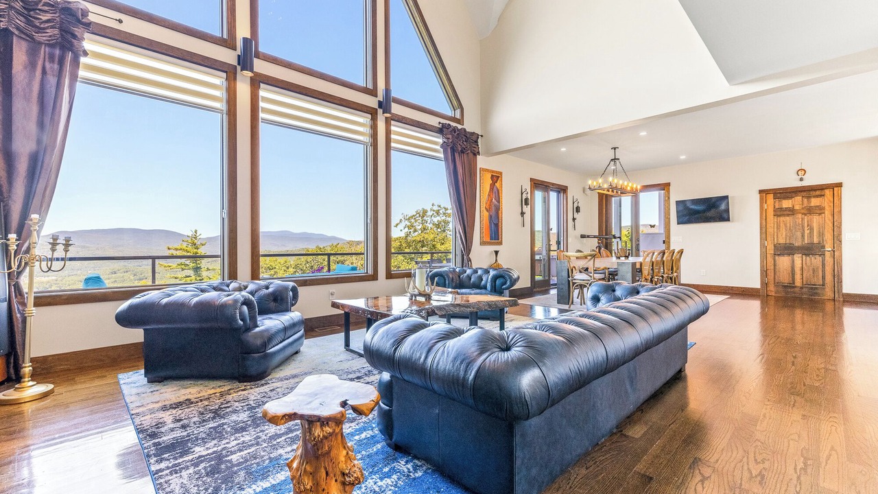 Photo of Livingroom in Campton