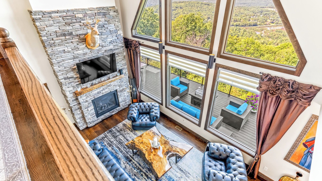 Photo of Livingroom in Campton