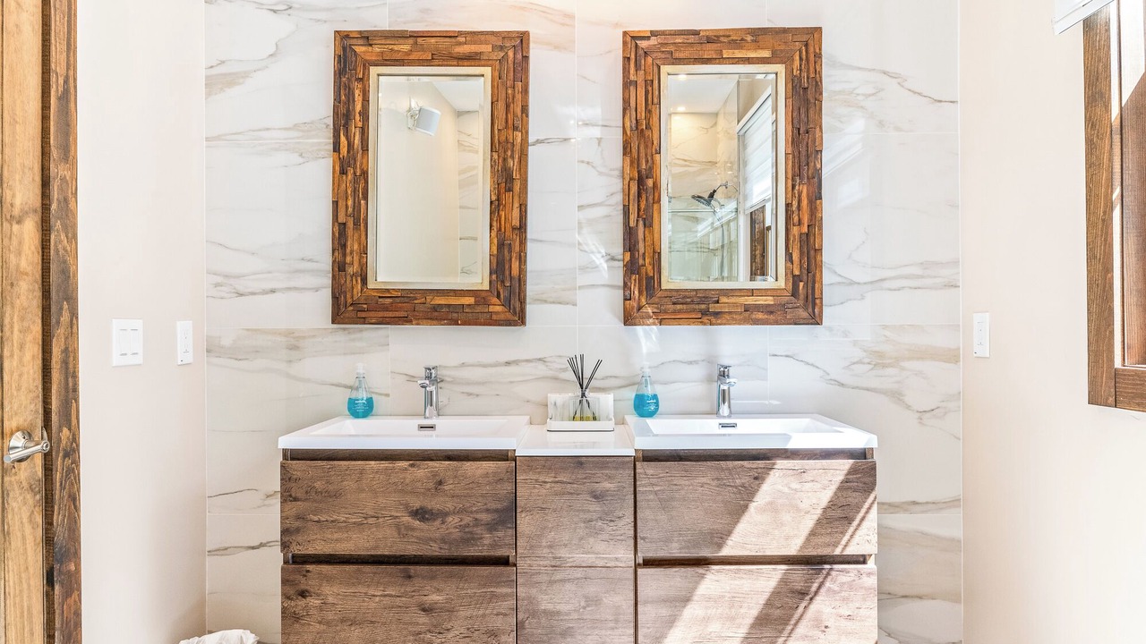 Photo of Bathroom in Campton