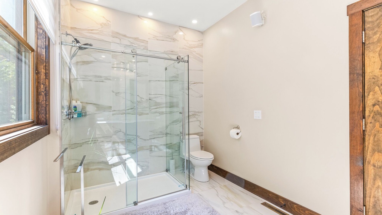 Photo of Bathroom in Campton