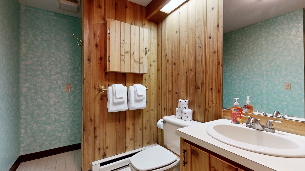 Photo of Bathroom in Forest Farms