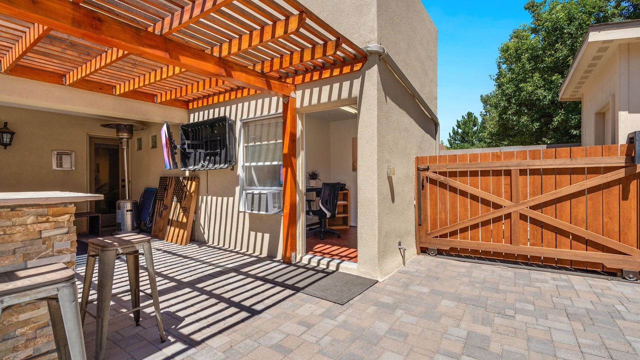 Photo of Patio Balcony in North Albuquerque Acres