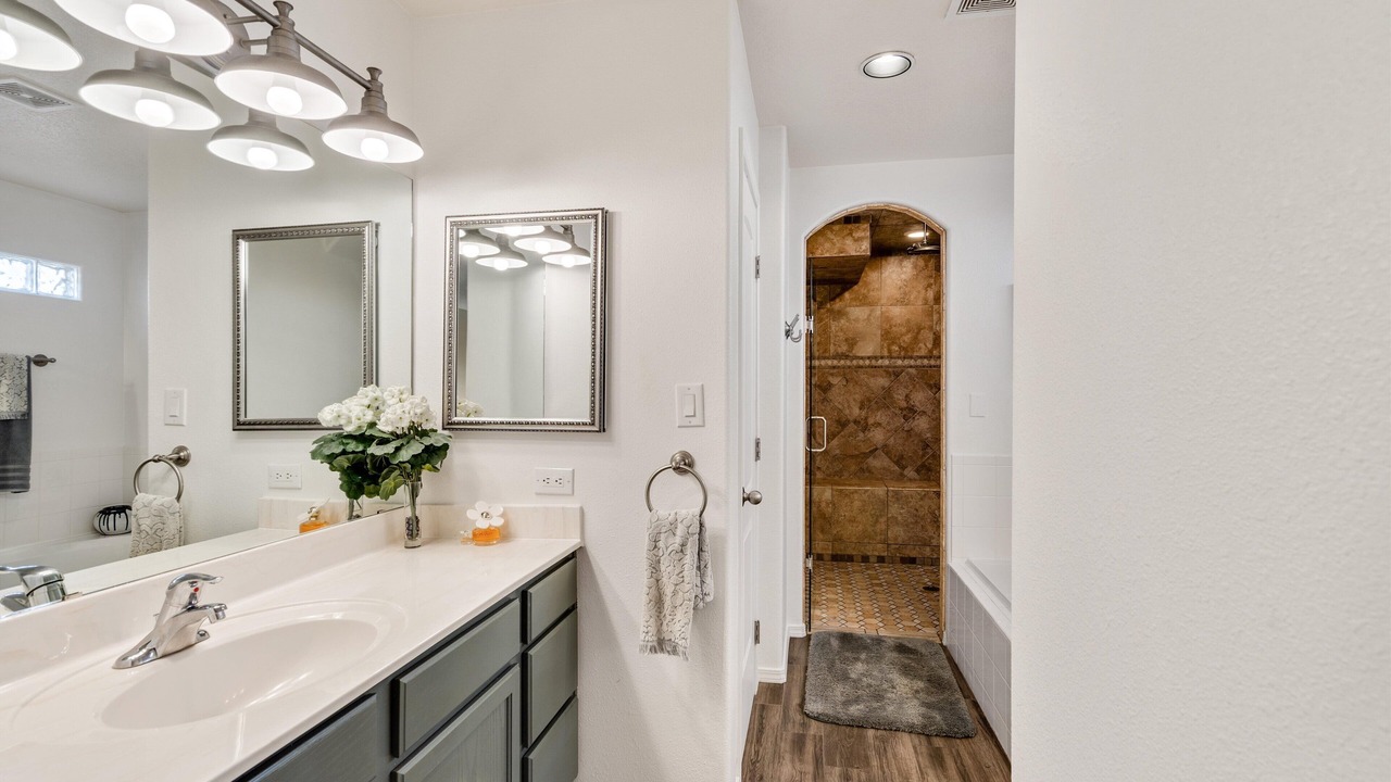 Photo of Bathroom in North Albuquerque Acres