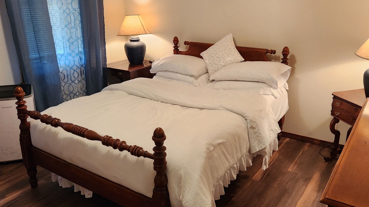 Photo of Bedroom in Pittsfield