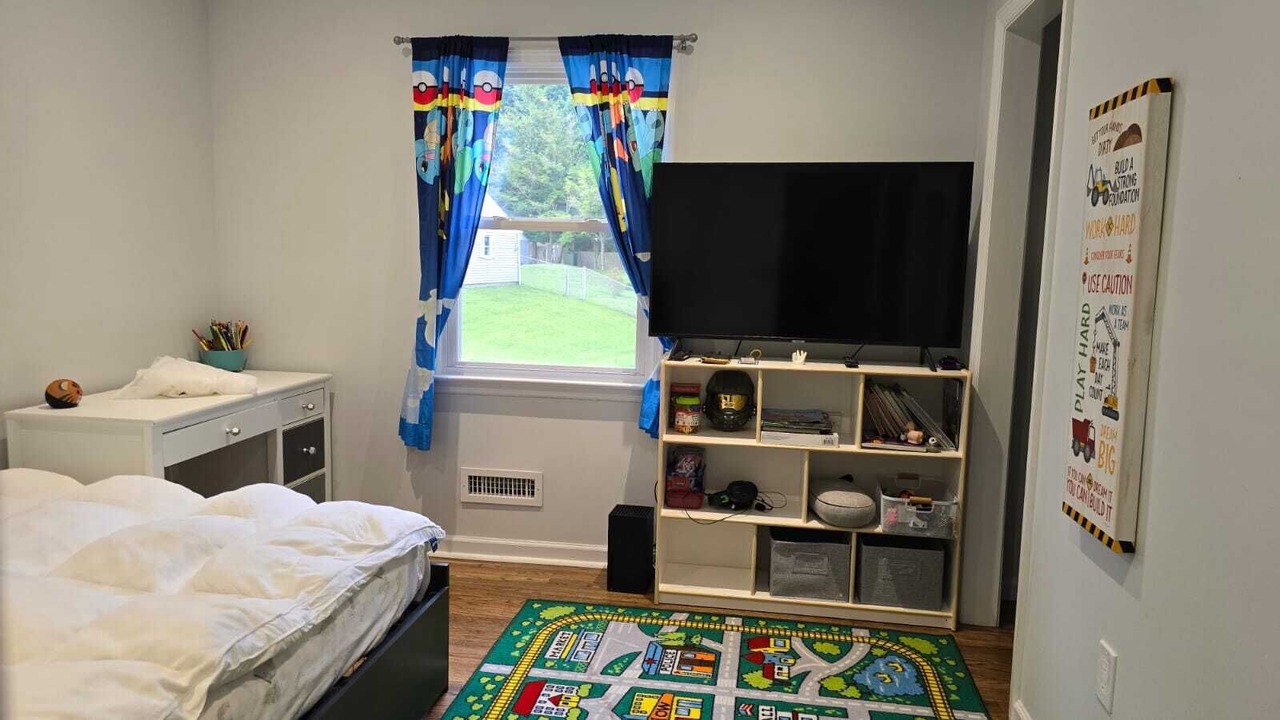 Photo of Bedroom in Bethel