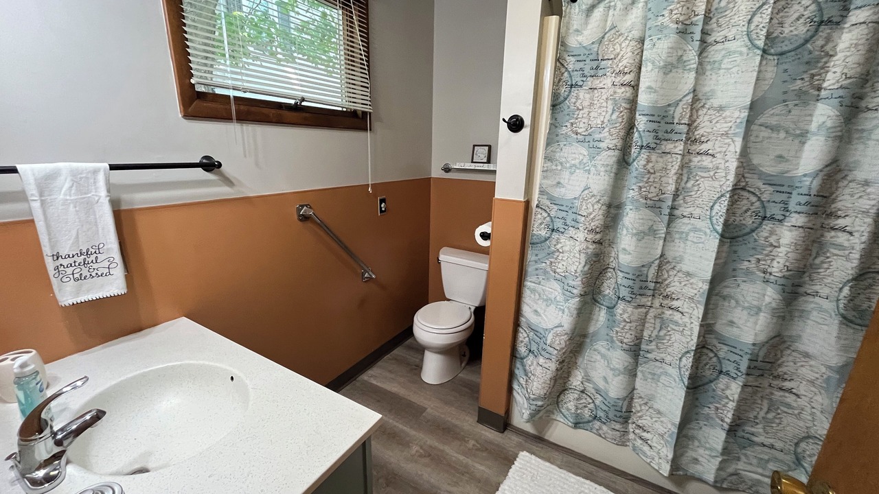 Photo of Bathroom in Orrville