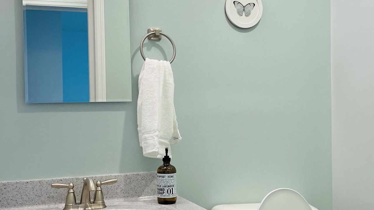 Photo of Bathroom in Saranac