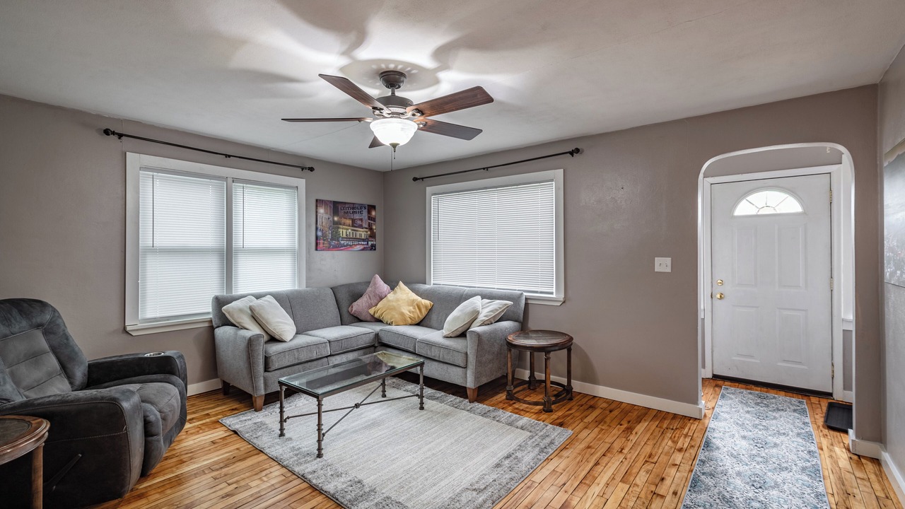 Photo of Livingroom in La Crosse