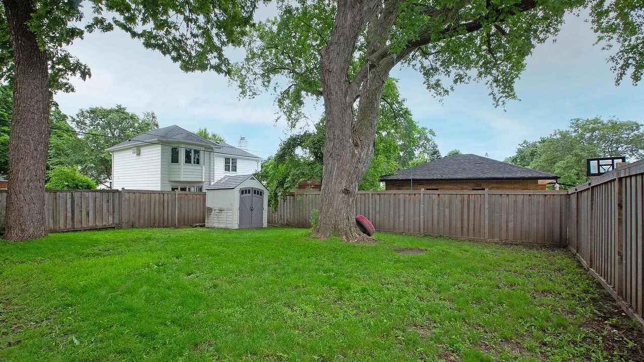 Photo of Others in Falcon Heights