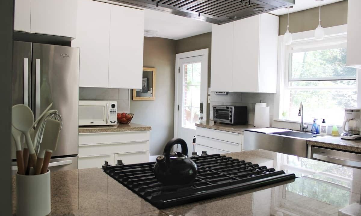 Photo of Kitchen in Westside Connection