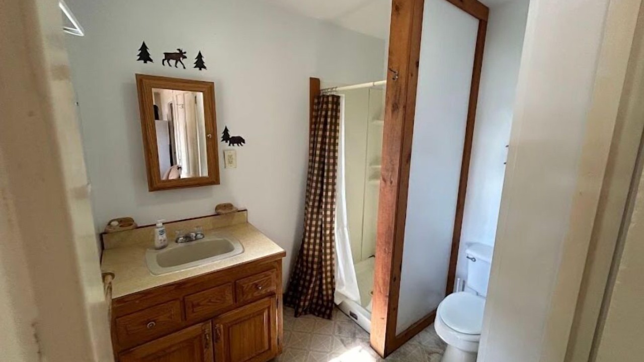 Photo of Bathroom in Eagle Bay