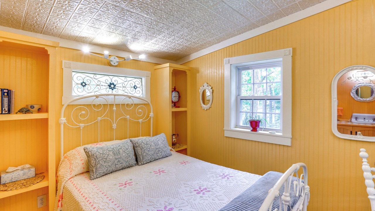 Photo of Bedroom in Vernon