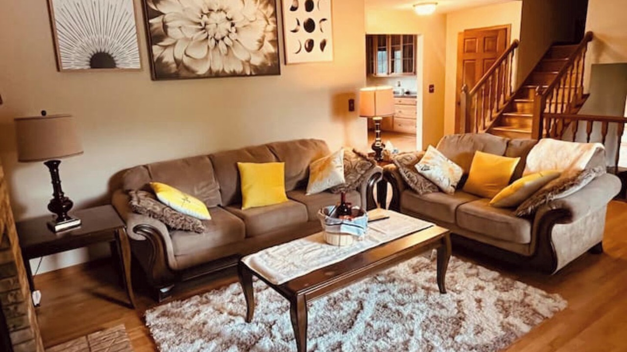 Photo of Livingroom in Roseville