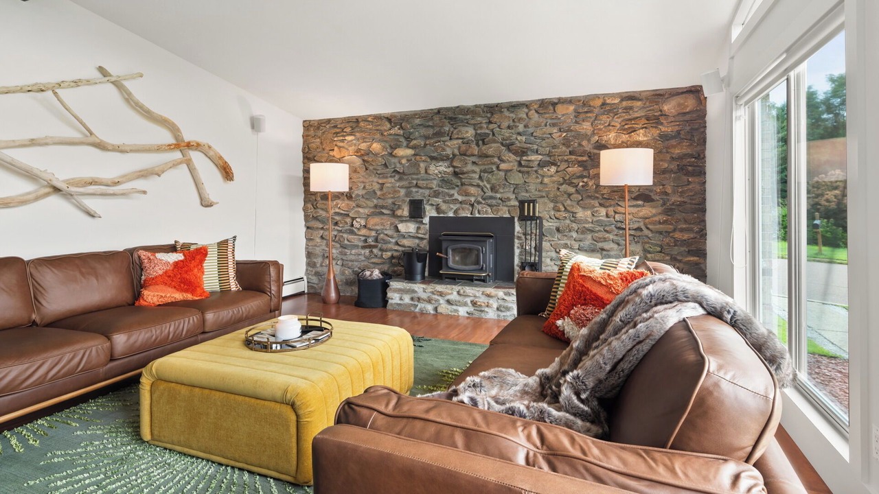 Photo of Livingroom in Malletts Bay