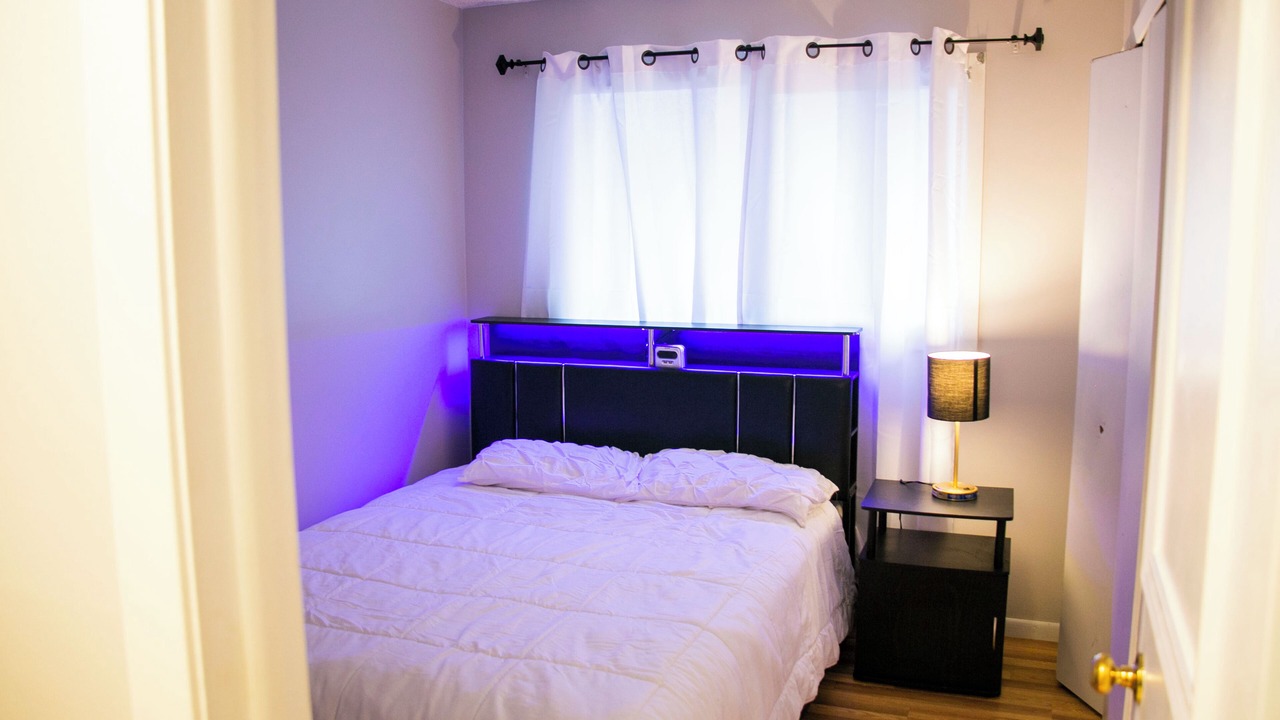Photo of Bedroom in Brooklyn Park