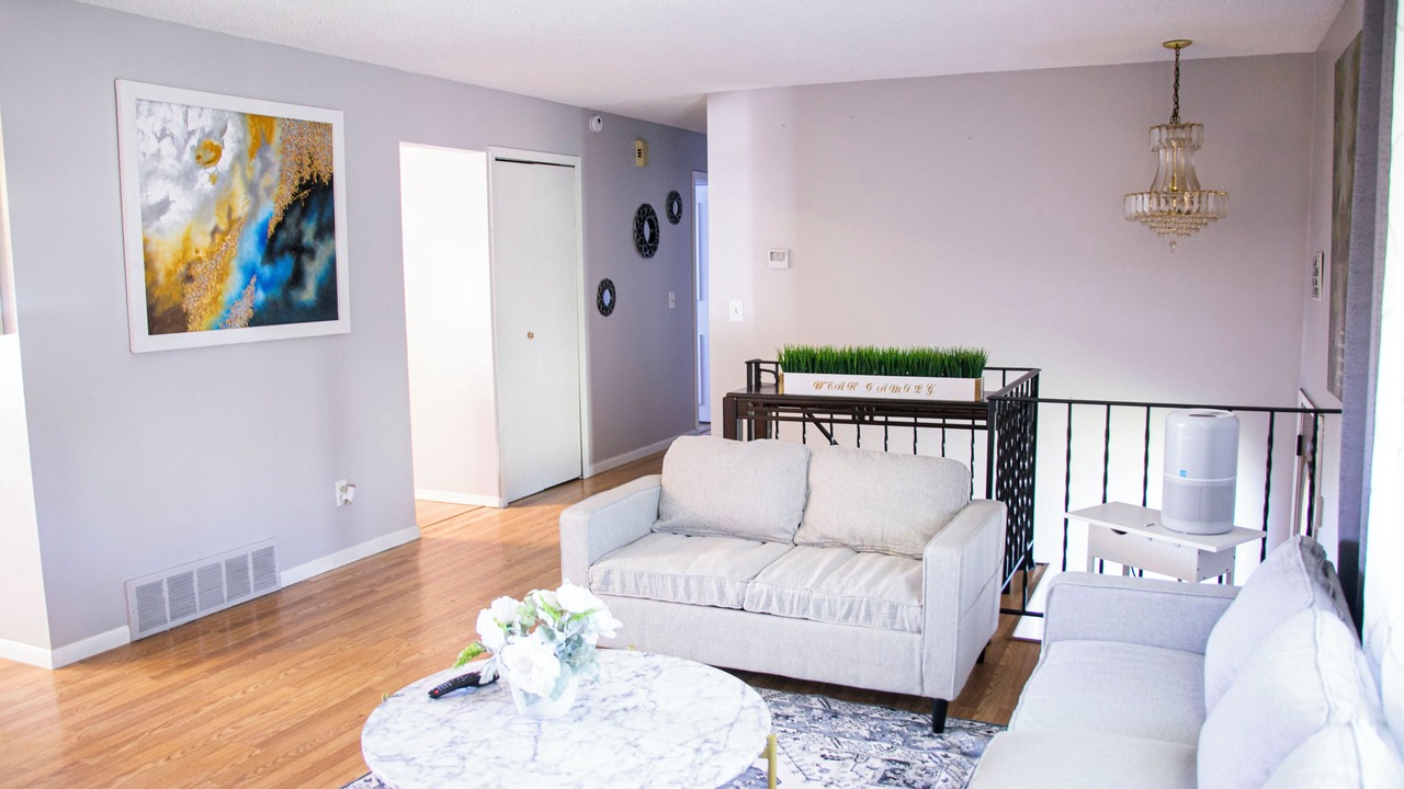 Photo of Livingroom in Brooklyn Park