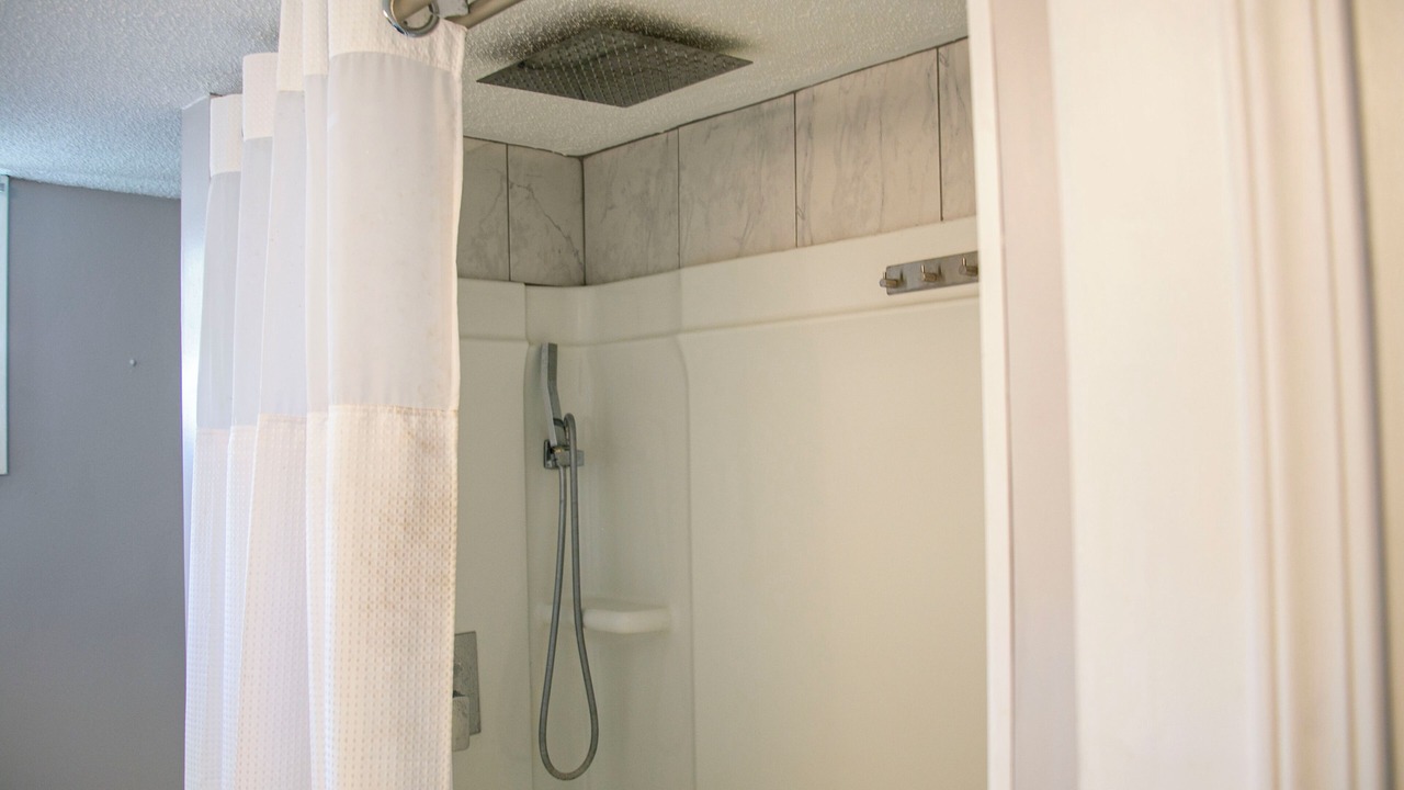 Photo of Bathroom in Brooklyn Park