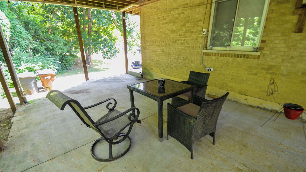 Photo of Outdoor in Elsmere