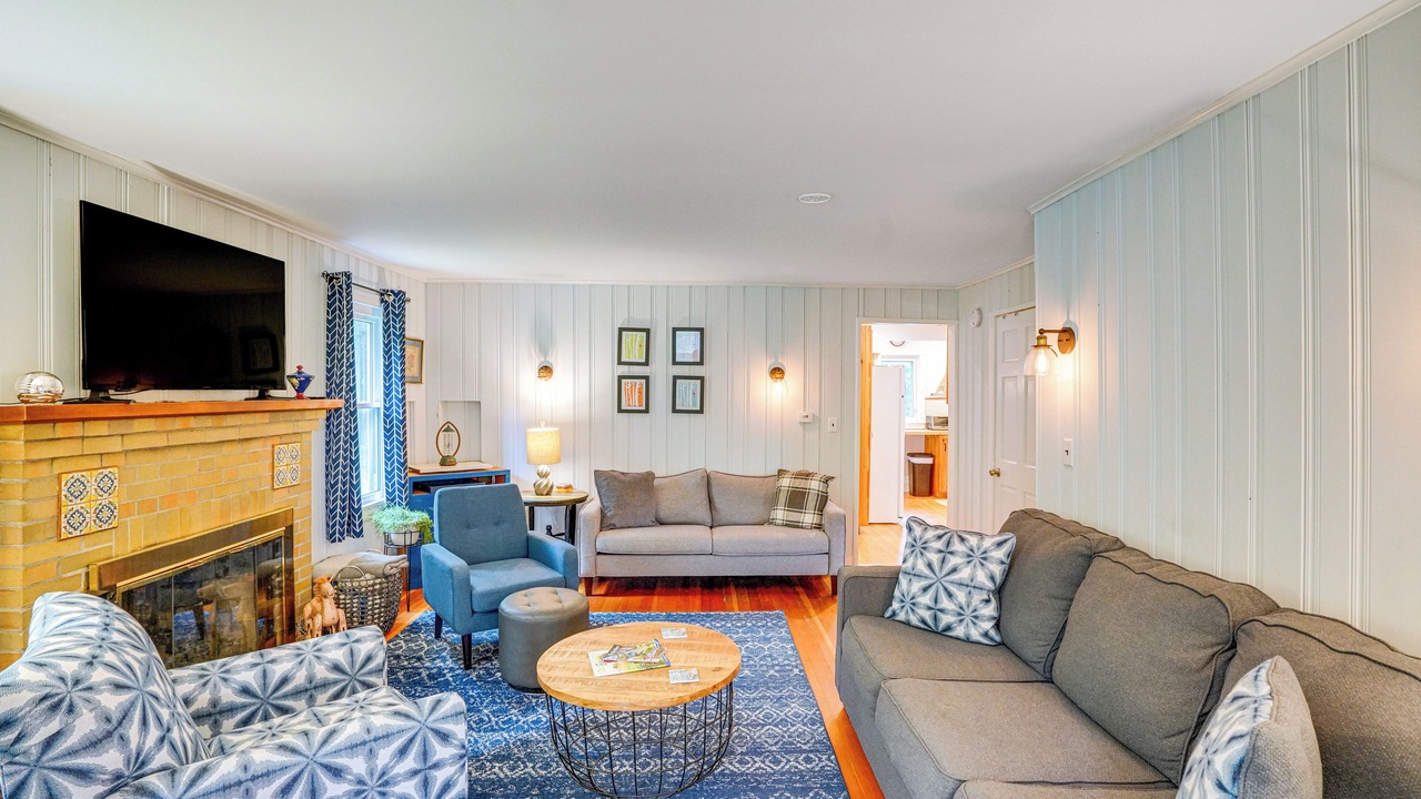 Photo of Livingroom in Richmond