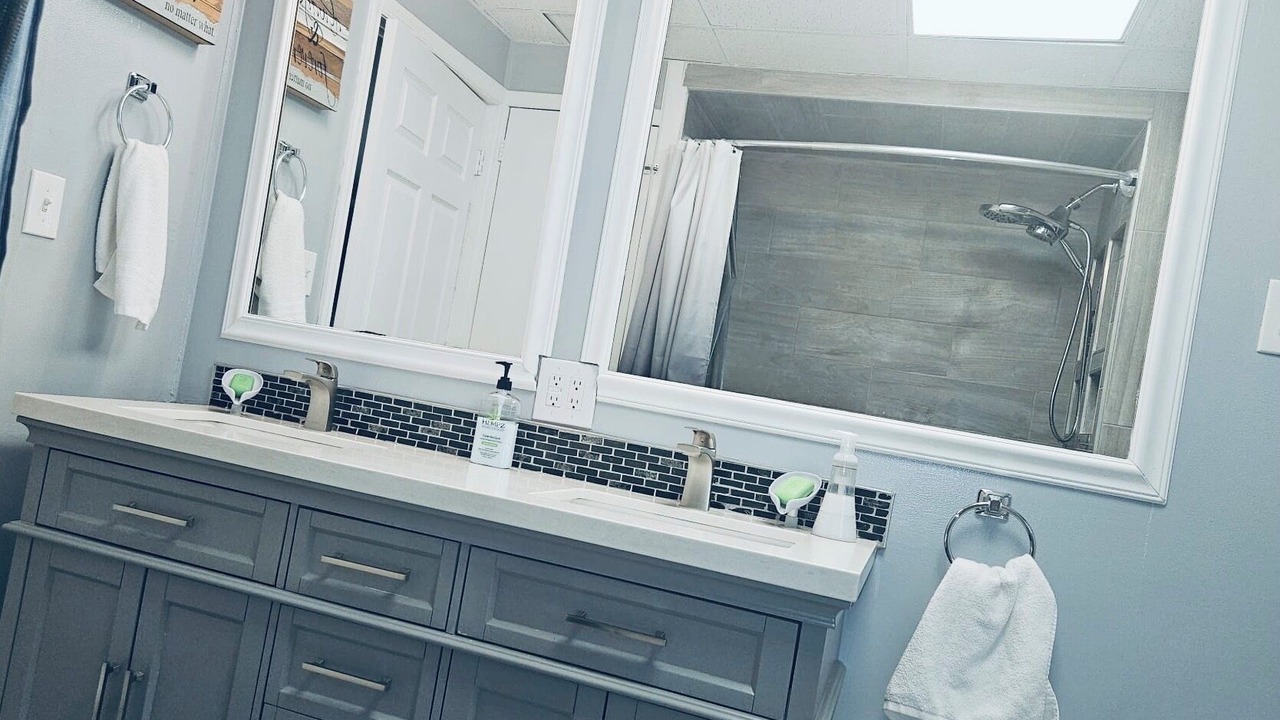Photo of Bathroom in South Hills