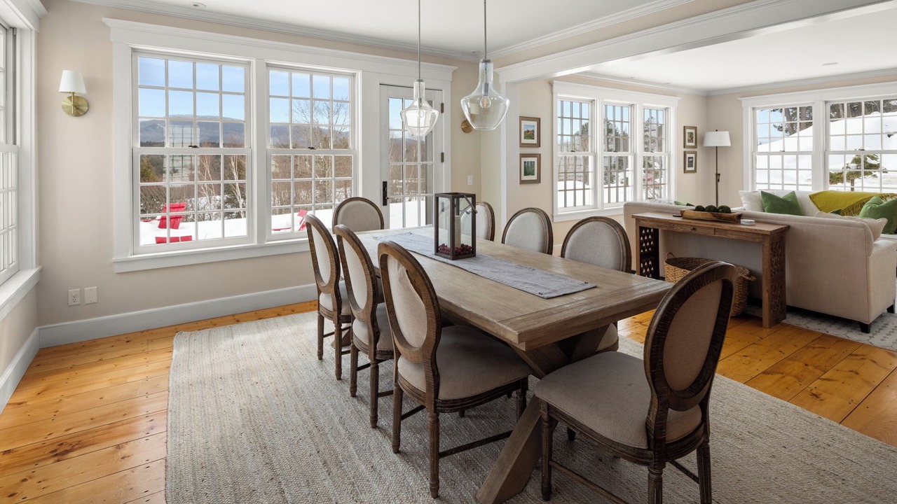 Photo of Livingroom in Stowe Area