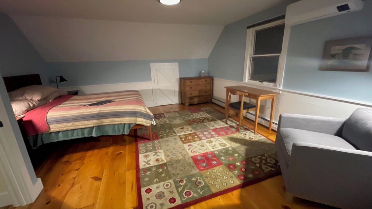 Photo of Bedroom in Williamsville