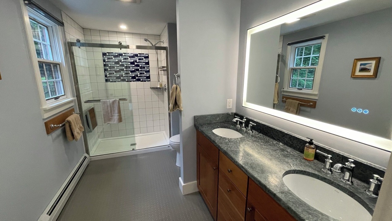 Photo of Bathroom in Williamsville
